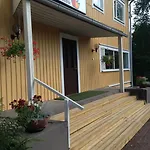 Kuninkaankartano Kuninkaanlähde