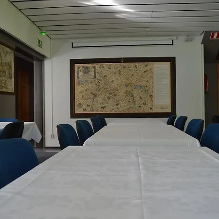 Kuninkaankartano * Kuninkaanlähde