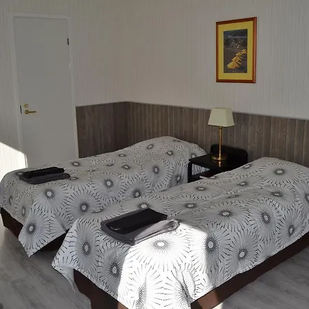 Hostelli Kuninkaankartano بيت شباب *