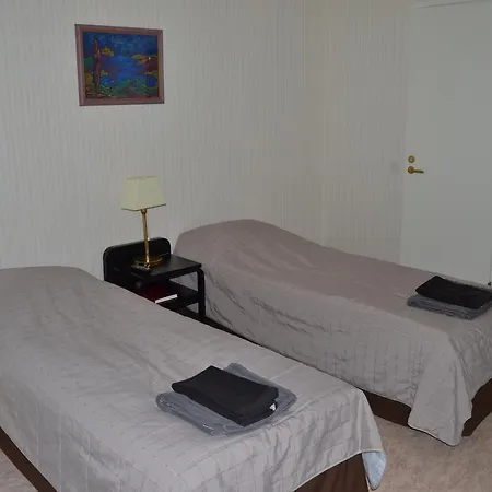 Kuninkaankartano * Kuninkaanlähde