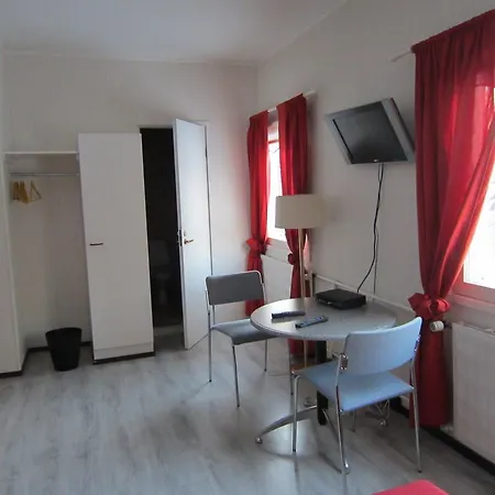 Hostel Kuninkaankartano *