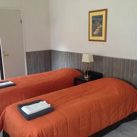 Kuninkaankartano * Kuninkaanlähde