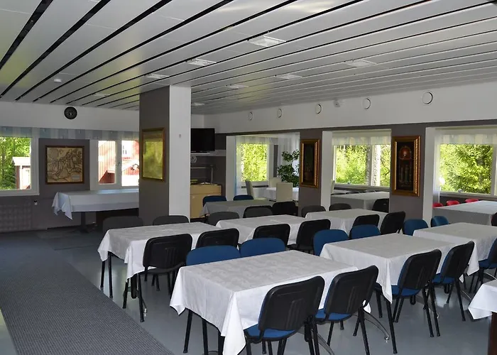 Kuninkaankartano Hostal *