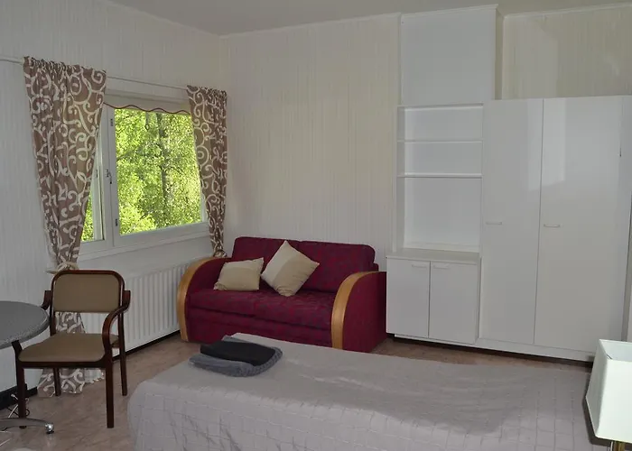 Kuninkaankartano Hostal Kuninkaanlähde