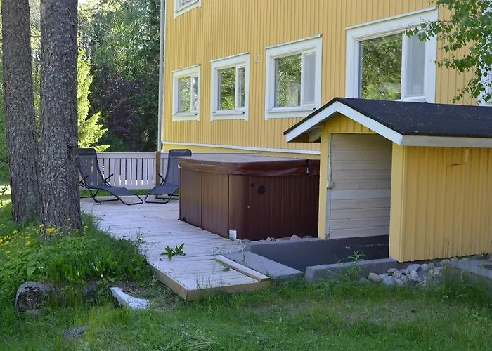 Kuninkaankartano Hostal